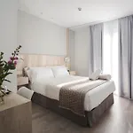 Dwo Abaster Ξενοδοχείο 3*