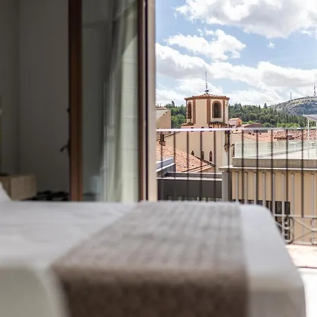 Dwo Abaster Hotel 3*