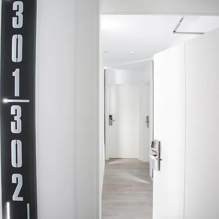 Отель Dwo Abaster Сория