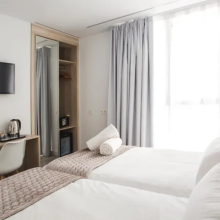 Hotel Dwo Abaster 3*