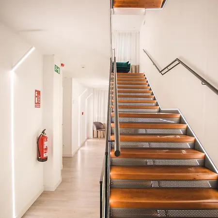 Dwo Abaster Отель