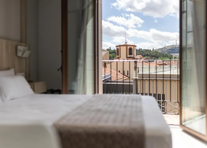 Dwo Abaster Hotel 3*