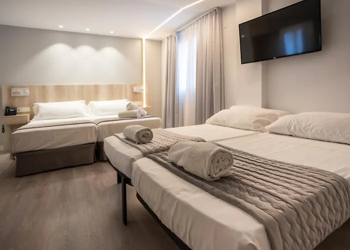 Dwo Abaster Hotel 3*