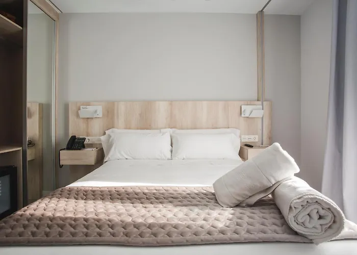 Hotel Dwo Abaster 3*