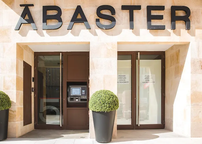 Dwo Abaster Hotel 3*