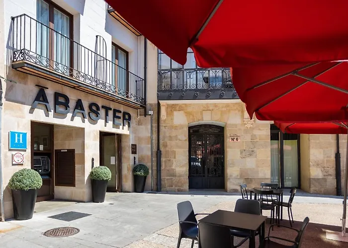 Dwo Abaster Hotel 3*