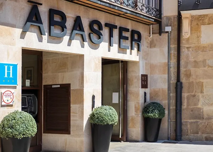 Hotel Dwo Abaster 3*