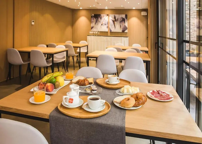 Hotel Dwo Abaster Soria