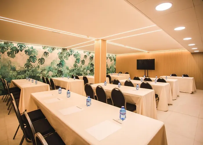 Hotel Dwo Abaster 3*